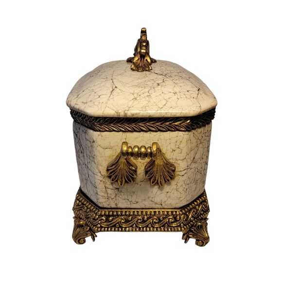 Elegant Kordenbroek Crackle Finish Decorative Box with Gold Baroque Details - Picture 2 of 7